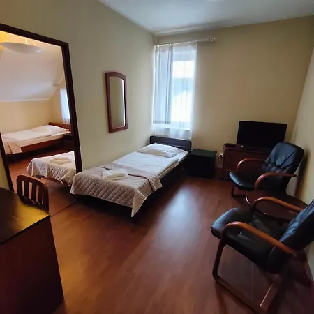 Mauritius Osrodek Szkolenia Sportu I Rekreacji * 斯克拉斯卡波伦巴